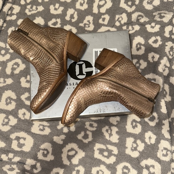 Italian Cowboy by Free People Marco Delli Chenoa Metallic Bronze Ankle Boots ❤️ - Picture 9 of 17